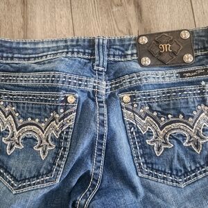 Miss Me Straight Leg size 28 x 33 Rhinestone Bling pockets